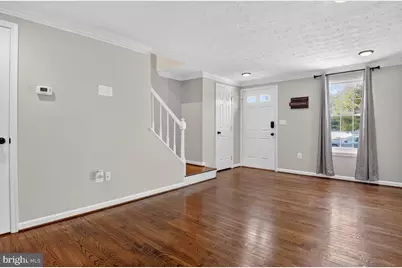 33 Quincy Court, Sterling, VA 20165 - Photo 4