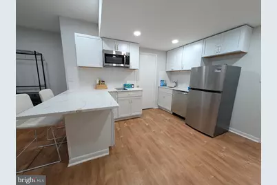 21214 Millwood Square, Sterling, VA 20165 - Photo 2