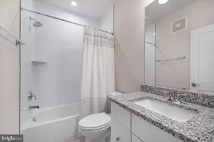 44481 Wolfhound Sq, Ashburn, VA 20147 - Photo 26