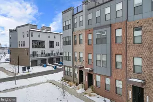 44481 Wolfhound Sq, Ashburn, VA 20147 - Photo 38