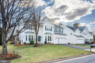 43741 Raleigh Pl, Ashburn, VA 20147 - Photo 2