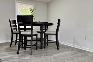 131 N Garfield Rd, Sterling, VA 20164 - Photo 8