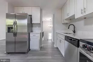 131 N Garfield Rd, Sterling, VA 20164 - Photo 10