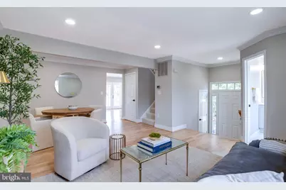 17337 Legacy Terrace, Round Hill, VA 20141 - Photo 4