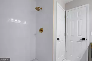 17337 Legacy Terrace, Round Hill, VA 20141 - Photo 18