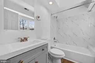 45544 Whitcomb Square, Sterling, VA 20166 - Photo 16