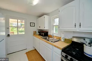 22282 St Louis Rd, Middleburg, VA 20117 - Photo 6
