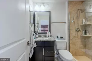 42624 Lisburn Chase Ter, Chantilly, VA 20152 - Photo 22