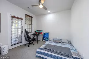 42624 Lisburn Chase Ter, Chantilly, VA 20152 - Photo 6