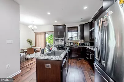 42624 Lisburn Chase Terrace, Chantilly, VA 20152 - Photo 10