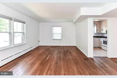 130 S 29th Street #2, Purcellville, VA 20132 - Photo 4