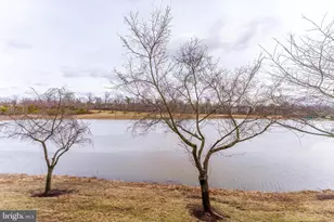 25280 Lake Shore Square, Chantilly, VA 20152 - Photo 32