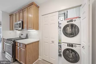 25280 Lake Shore Square, Chantilly, VA 20152 - Photo 18