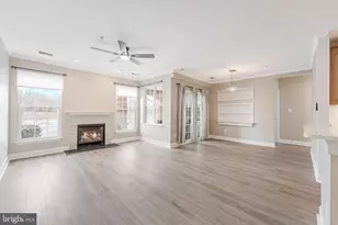 25280 Lake Shore Square, Chantilly, VA 20152 - Photo 6