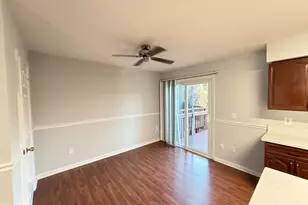 43572 Blacksmith Square, Ashburn, VA 20147 - Photo 8