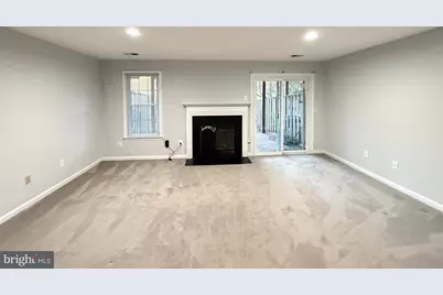 43572 Blacksmith Square, Ashburn, VA 20147 - Photo 32