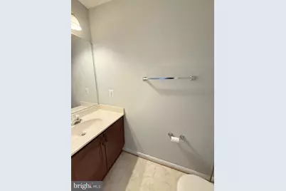 43572 Blacksmith Square, Ashburn, VA 20147 - Photo 2