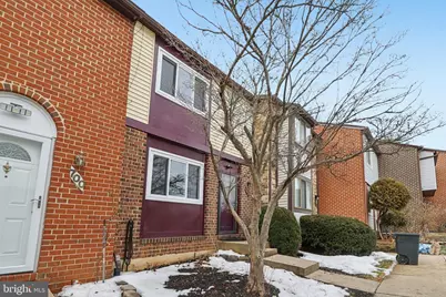 702 Giles Place, Sterling, VA 20164 - Photo 2