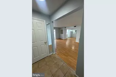 110 Prosperity Avenue SE #D, Leesburg, VA 20175 - Photo 2