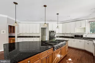 20581 Myers Pl, Leesburg, VA 20175 - Photo 14