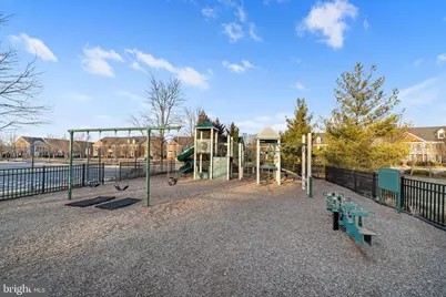 22990 Weybridge Square, Ashburn, VA 20148 - Photo 56