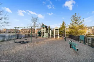 22990 Weybridge Square, Ashburn, VA 20148 - Photo 56