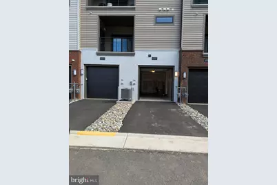 43525 Moorefield Boulevard, Ashburn, VA 20148 - Photo 38