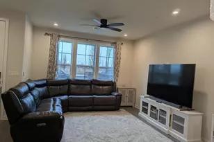 43541 Moorefield Blvd, Ashburn, VA 20148 - Photo 6