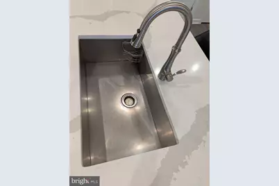 43541 Moorefield Boulevard, Ashburn, VA 20148 - Photo 10