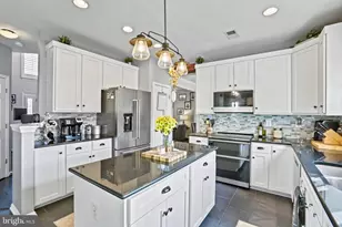 325 Bill Brower Ct, Purcellville, VA 20132 - Photo 14