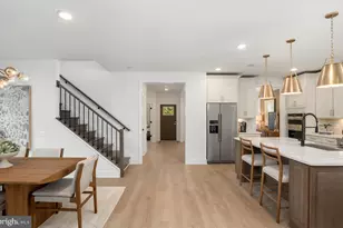 18366 Chutnee Run Dr, Leesburg, VA 20176 - Photo 4