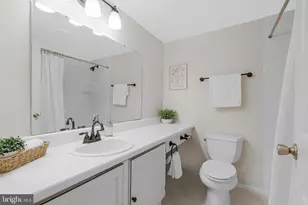 113 Caragana Ct, Sterling, VA 20164 - Photo 24