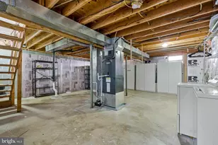 113 Caragana Ct, Sterling, VA 20164 - Photo 30