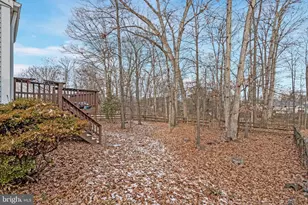 113 Caragana Ct, Sterling, VA 20164 - Photo 34