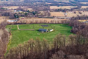 34266 Williams Gap Rd, Round Hill, VA 20141 - Photo 4