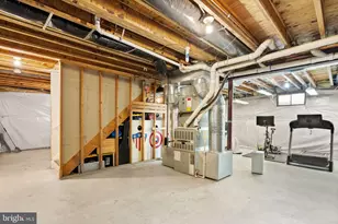 608 E G St, Purcellville, VA 20132 - Photo 40