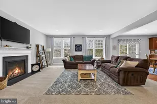 23605 Roundup Pl, Aldie, VA 20105 - Photo 22