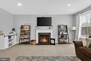 23605 Roundup Pl, Aldie, VA 20105 - Photo 20