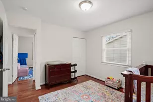 709 W Poplar Rd, Sterling, VA 20164 - Photo 16