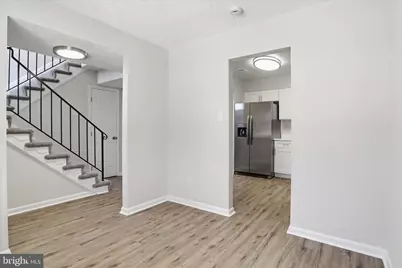 406 Crestwood Street SW, Leesburg, VA 20175 - Photo 6