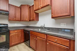 42612 Galbraith Square, Broadlands, VA 20148 - Photo 10