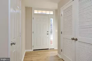 42612 Galbraith Square, Broadlands, VA 20148 - Photo 24