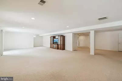 1318 Moore Place SW, Leesburg, VA 20175 - Photo 30