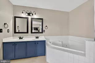 539 Tuliptree Square NE, Leesburg, VA 20176 - Photo 20