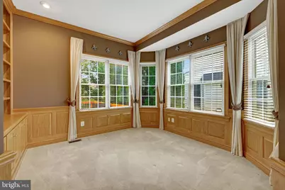 20443 Cliftons Point Street, Sterling, VA 20165 - Photo 8