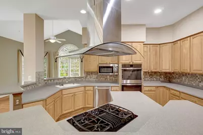 20443 Cliftons Point Street, Sterling, VA 20165 - Photo 14