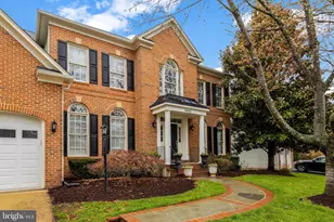 20443 Cliftons Point St, Sterling, VA 20165 - Photo 2