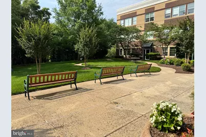 44075 Pipeline Plaza #110, Ashburn, VA 20147 - Photo 40