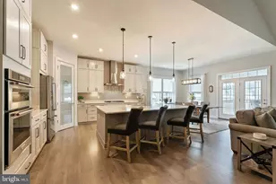 24277 Grayleaf Willow Pl, Aldie, VA 20105 - Photo 10