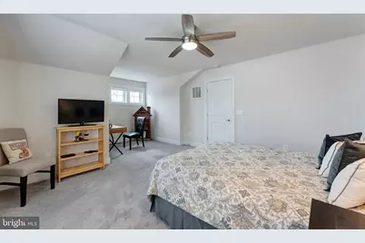 24277 Grayleaf Willow Place, Aldie, VA 20105 - Photo 30